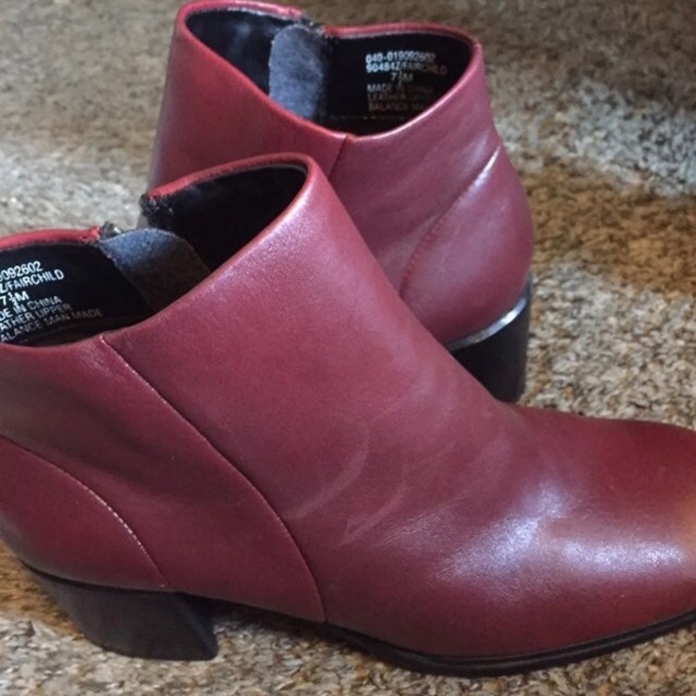 White mountain leather ankle boots